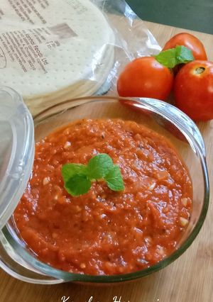 पिज़्ज़ा सॉस (pizza sauce recipe in Hindi) रेसिपी मुख्य फोटो