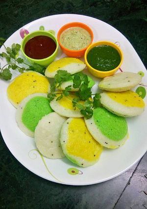 A picture of Tri colour idli.