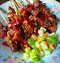 Ini dia! Cara praktis memasak Sate kambing bumbu kecap iris yang nagih banget