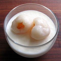 A picture of Lychee Mousse.