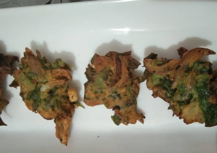 Recipe of Speedy Spinach Onion Friters