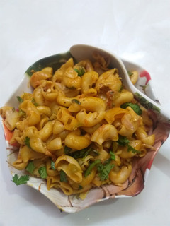 क्रीमी मैकरॉनी (creamy macaroni recipe in Hindi) रेसिपी मुख्य फोटो
