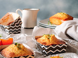 Loaf cakes de tangerina e tomilho