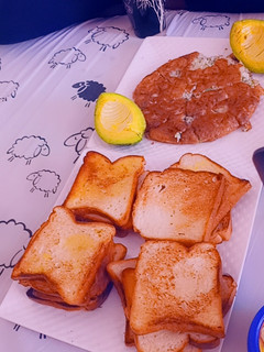 A picture of Breakfast omellete.