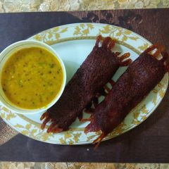 A picture of Beetroot Rava Dosa.