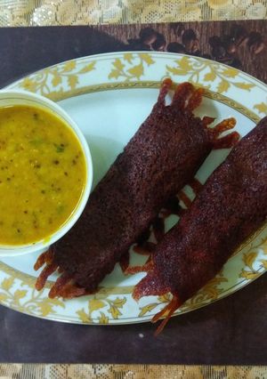 A picture of Beetroot Rava Dosa.
