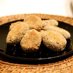 A picture of Baked Fish cutlet.