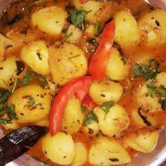 A picture of Dum aloo.