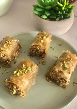 Une photo de Baklawa roulés