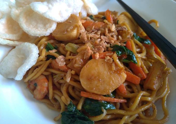 Resep Mie Goreng Seafood Oleh Ummu Maiza - Cookpad