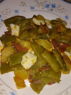 Una foto de Judías verdes con jamón y huevo cocido