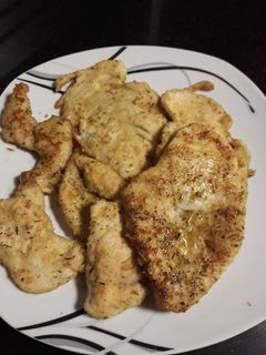 Una foto de Filetes de pechuga de pollo con hierbas provenzales