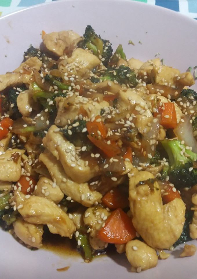 Una foto de Pak choy de pollo