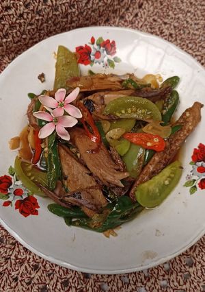 Foto resep Tumis Cue Tongkol dengan Lombok Ijo