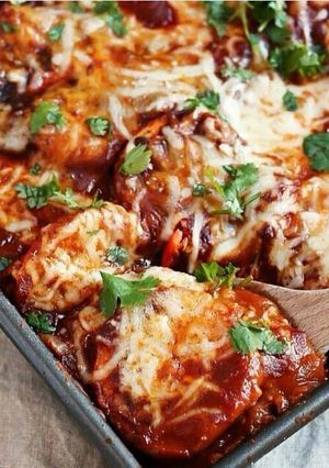 عکسی از دستور بادمجان سوخاری با سس گوجه فرنگی 🍆🍅