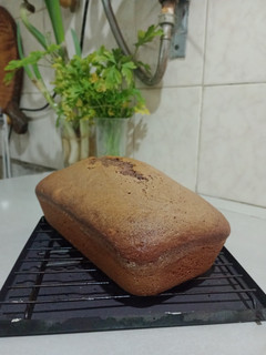 Una foto de Budín marmolado fácil de vainilla y chocolate