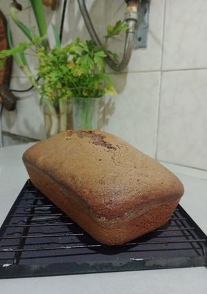 Una foto de Budín marmolado fácil de vainilla y chocolate