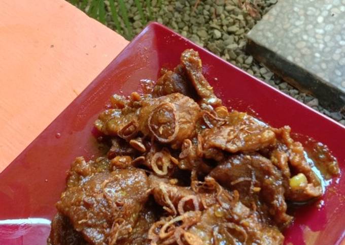 Lapis Daging Sapi