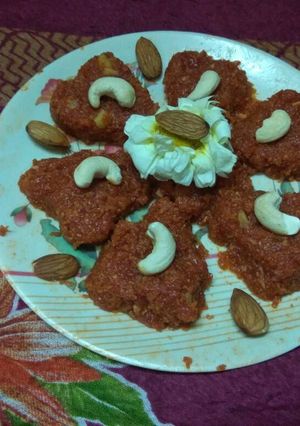 गाजर बर्फी (Gajar barfi recipe in hindi) रेसिपी मुख्य फोटो