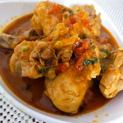 A picture of Dhaba style chicken curry.