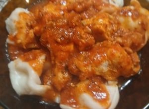 Una foto de Cappellettis Express con Estofado de Pollo
