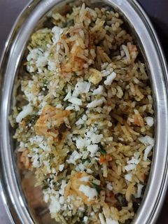 पालक पनीर मखमली पुलाव (Palak Paneer makhmali pulao recipe in Hindi) रेसिपी मुख्य फोटो