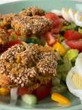 Falafel al horno en ensalada
