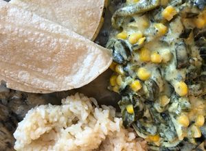 Una foto de Rajas con crema