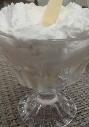 صورة لوصفة تحلية بكريمة جوز الهند والأناناس