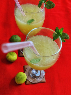 मौसंबी मिन्ट जूस(Mosambi mint juice recipe in hindi) रेसिपी मुख्य फोटो