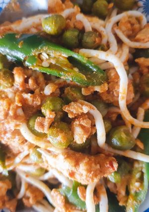 รูปของ สปาเกตตีพะแนงหมูสับมะเขือพวงคลีน