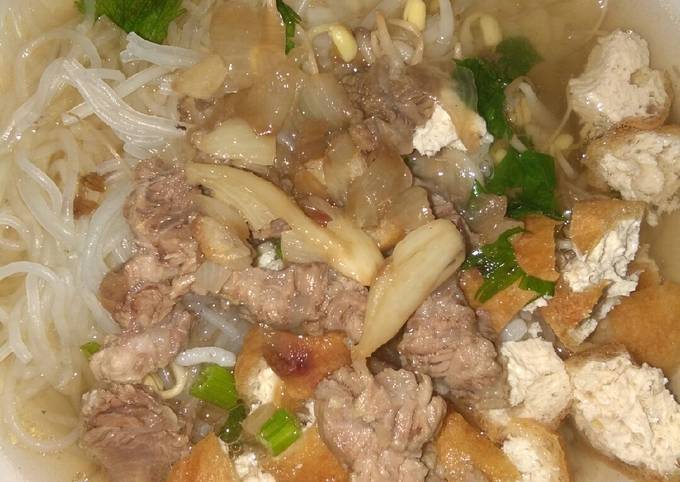 Bagaimana Membuat Soto solo Anti Gagal