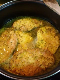 Una foto de Filetes de pollo en salsa