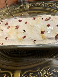 صورة لوصفة كيكة الزعفران بالكريمة
