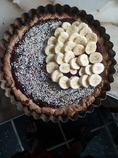 Una foto de Torta vegana de remolacha y bananas