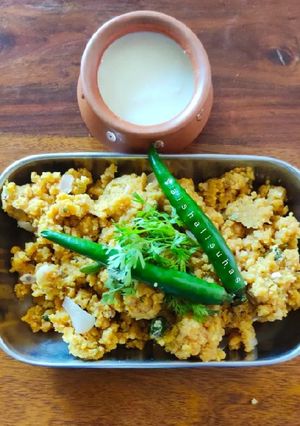 A picture of Ukadpendi / उकडपेंडी (maharashtrian wheat Upma).