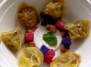 Una foto de dumplings de pollo