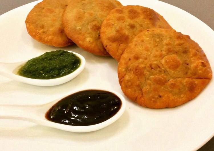 Recipe of Any-night-of-the-week Khasta matar kachori