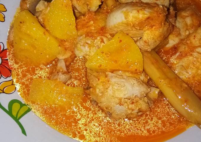 Ayam kalio nanas