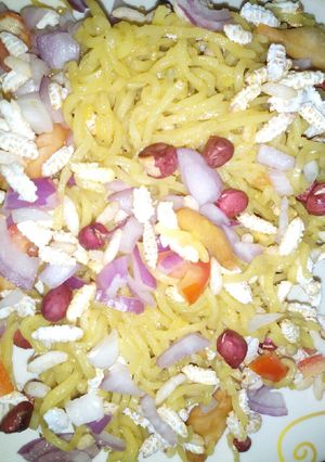 A picture of N_Noodles Murmure chaat--.