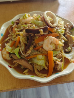 什錦海鮮炒麵 的食譜成品照片