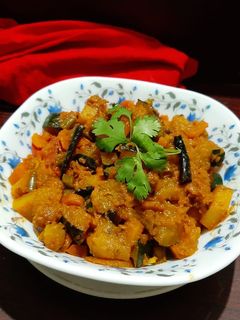 কুমড়োর ছক্কা (Kumror chhoka recipe in bengali) রেসিপির প্রধান ছবি