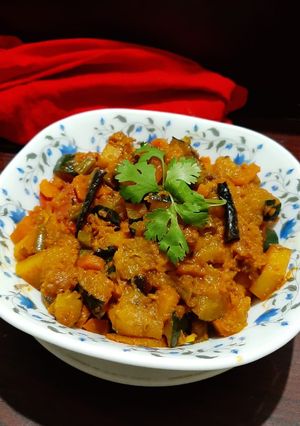 কুমড়োর ছক্কা (Kumror chhoka recipe in bengali) রেসিপির প্রধান ছবি