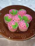 Bolu Kukus Karakter / Bolu Kukus Mingkem