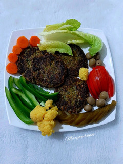 عکسی از دستور کوکوی قارچ و دانه چیا (شام رژیمی)