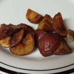 A picture of Easy Pan Roasted Potatoes.