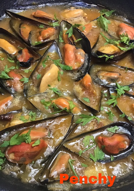 Una foto de Mejillones gallegos a la mediterránea