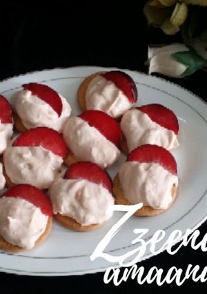 A picture of Fruit and Cream Canapes.