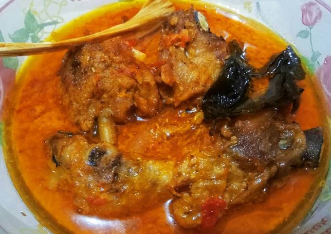 Gulai Ayam Goreng Pedas