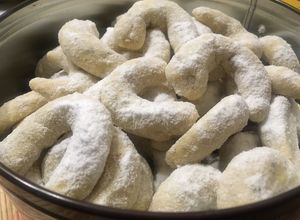Diós-vaníliás hókifli recept fotója